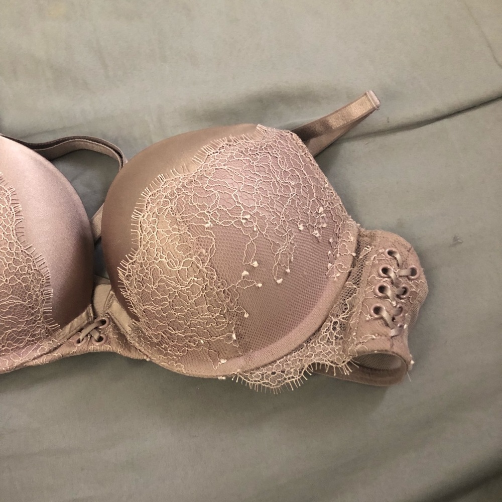 Very sexy Victoria’s Secret bra